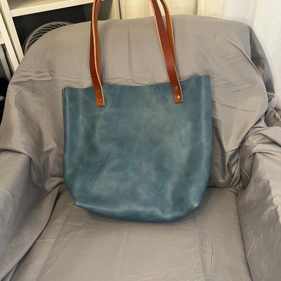 Portland Leather Tote, Limited Edition, Aqua / Blue, with Journal & Keychain - Picture 2 of 12